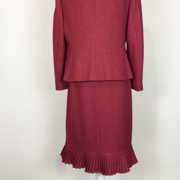 Jones Wear Raspberry Color Skirt Blazer Su… - Picture 4 of 8